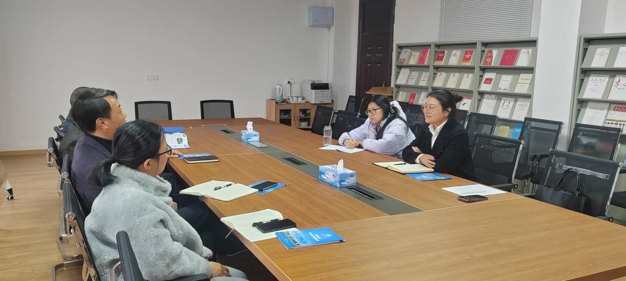 17d3b9b296b2469c9b431b589244df1d